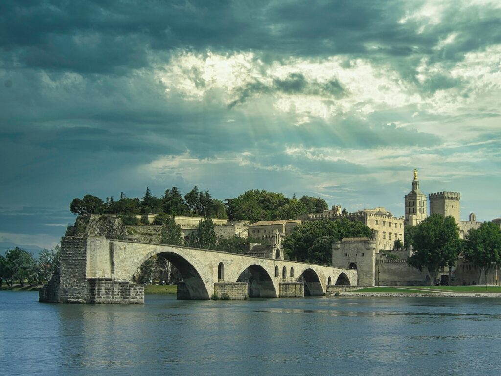 Les meilleures façons de passer de bonnes vacances au centre d’Avignon